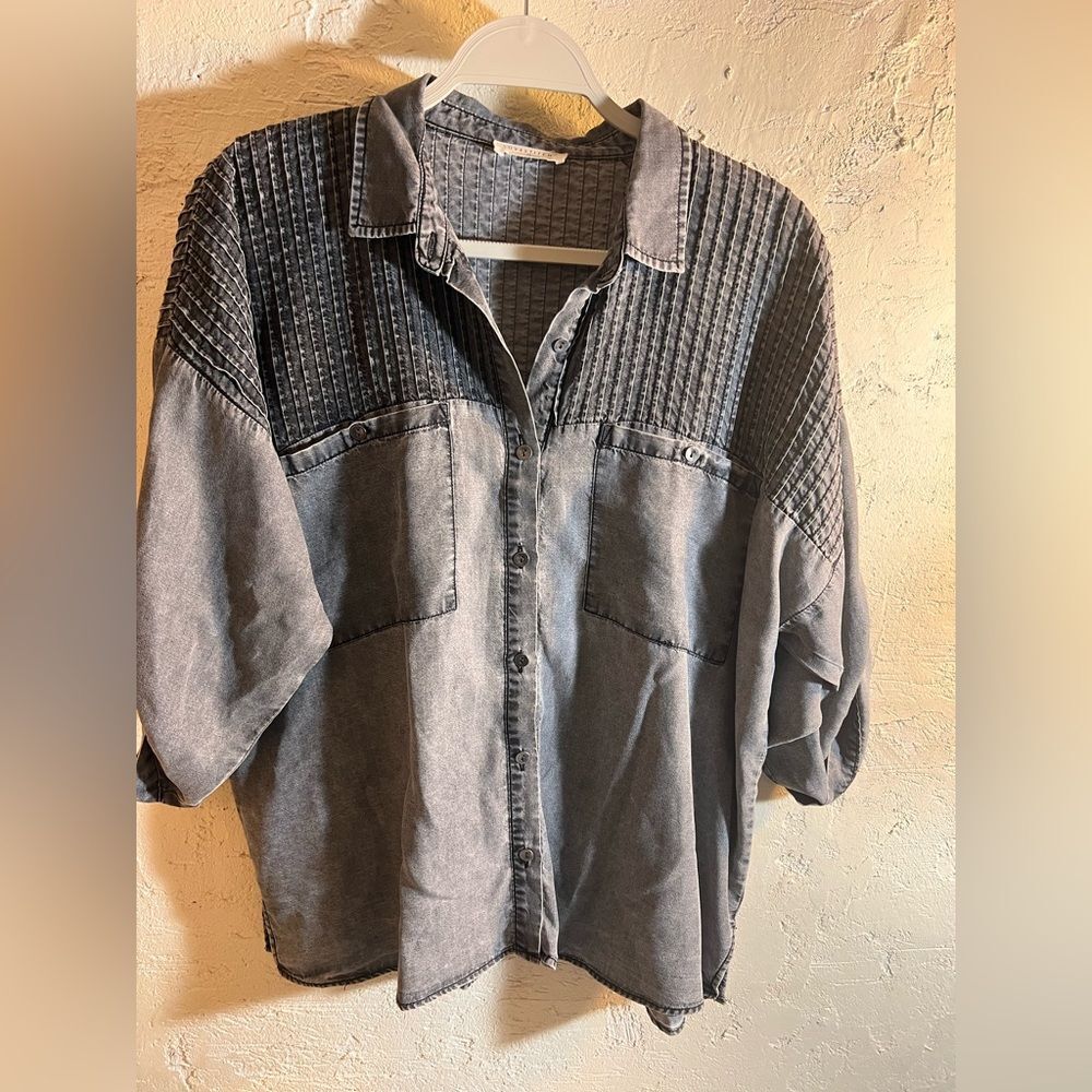 Gray Textured Button-Up Shirt oversized loose fit 
Grey denim look tencel top